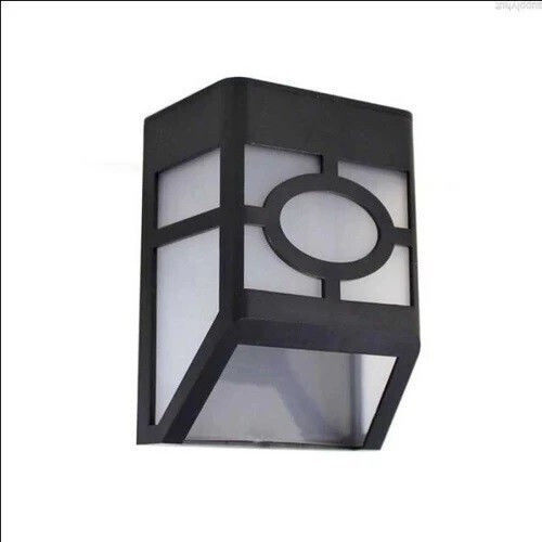 Set 4 Lămpi Solare cu Lumină Alb Rece 6500K IP65 11.8x8.6x5cm