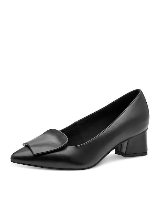 Schwarze Pumps