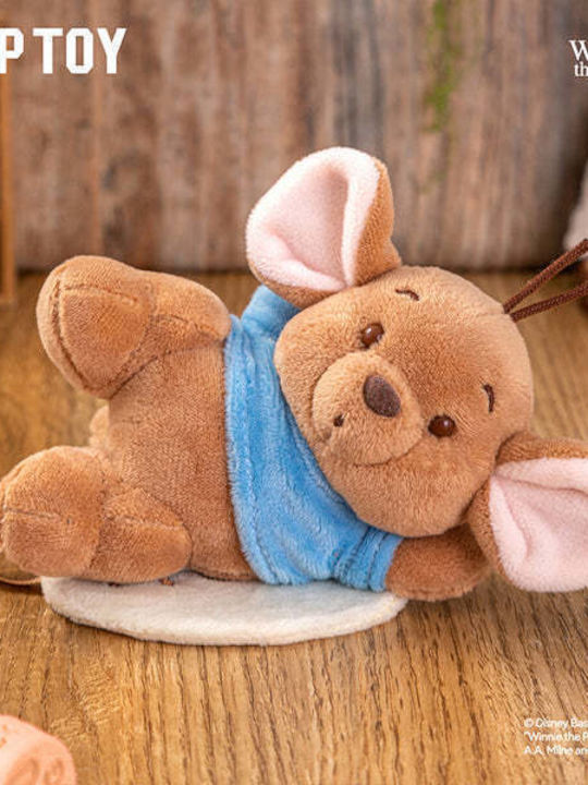 Ключодържател Disney Winnie Pooh Roo Best Friend Серия Плюшено Окачване Сляпа Кутия 1 Брой Случаен Избор