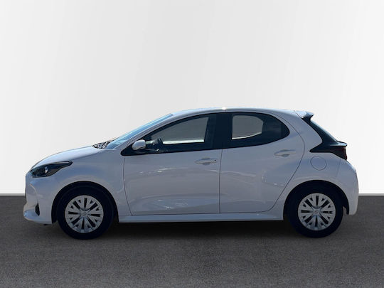 Toyota Ярис 1.5 HDF Бизнес '22