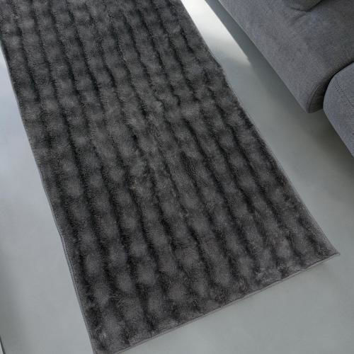 Linea Home 200x250cm Rutschfester Pelziger Teppich Dunkelgrau Linea Home 200x250cm Rutschfester Pelziger Teppich Dunkelgrau