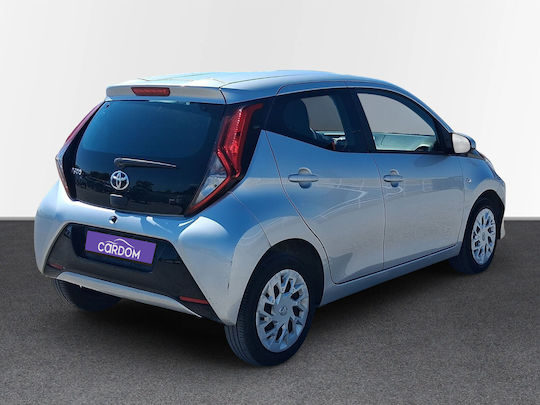 Toyota Aygo X-Play MMT '21