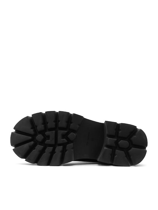 Alice Ghete Dama Biker De Piele Negre
