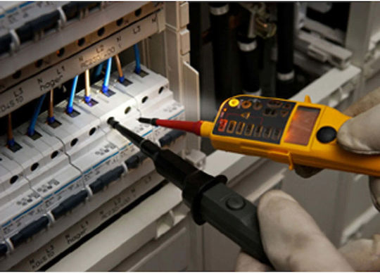 Fluke Spannungsprüfer 4016961 Kategorie IV mit Messbereich 6 - 600V