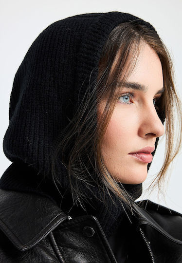Beanie Women's Knitted Beanie in Black