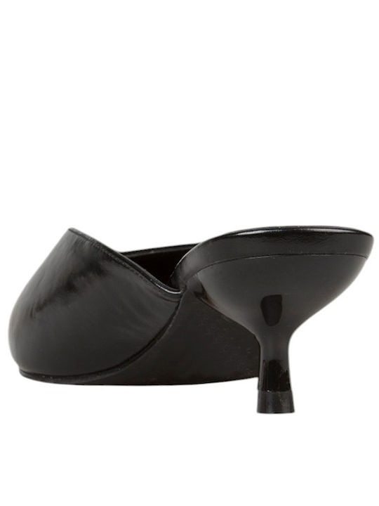 Mules With Heel In Black Colour