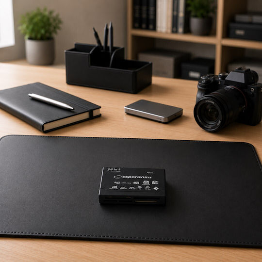 Esperanza EA-119 Картов Четец USB 2.0 за SD/микроSD/Memory Stick/CompactFlash/xD