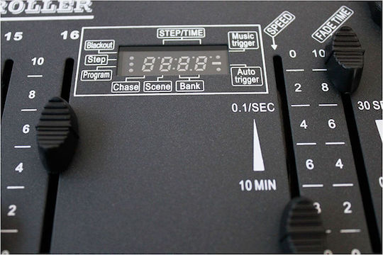 Atomic4DJ Battery DMX Controler DMX Consolă de Iluminat cu 512 Canale de Control / 3 Intrări XLR