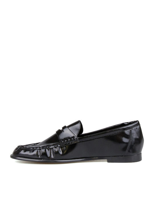 Patent Leather Women's Loafers in Black
