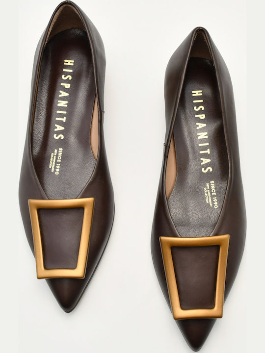 Braune Pumps aus Leder mit spitzer Zehenpartie