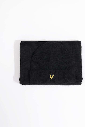 Beanie Unisex Knitted Beanie in Black