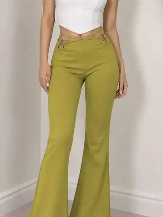 Damenhose Aus Rippstoff mit Schlag in regulärer Passform Oliv