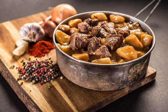 Adventure Menu Mâncare Liofilizată Gulaș de Vită cu Cartofi 400 g