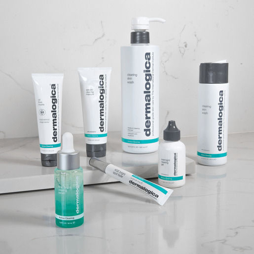 Dermalogica Clearing Skin Wash Spumă Demachiant Față Pentru Controlul Sebumului 500ml