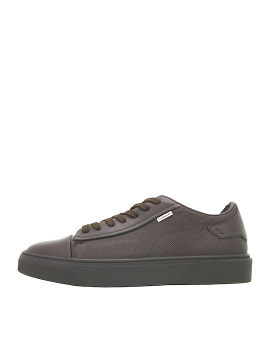 Guy Laroche