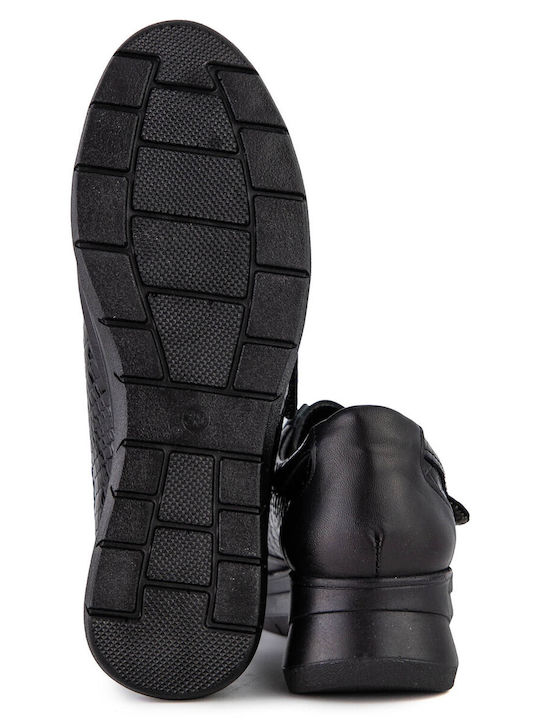 Leather Women's Moccasins in Black Colour 27252-Black