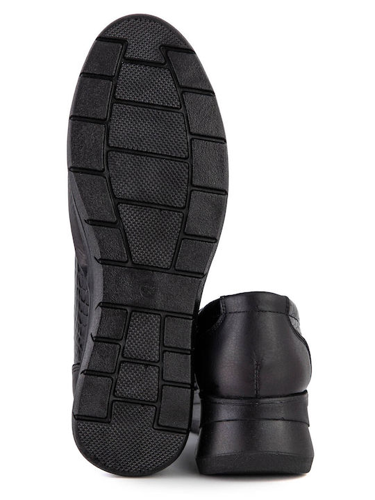 Leather Women's Moccasins in Black
