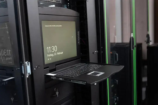 Digitus DS-72221-7CH KVM & Data Switch με HDMI