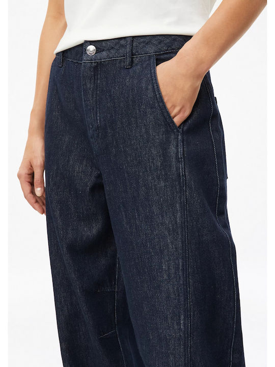 High-Waisted Women's Jeans