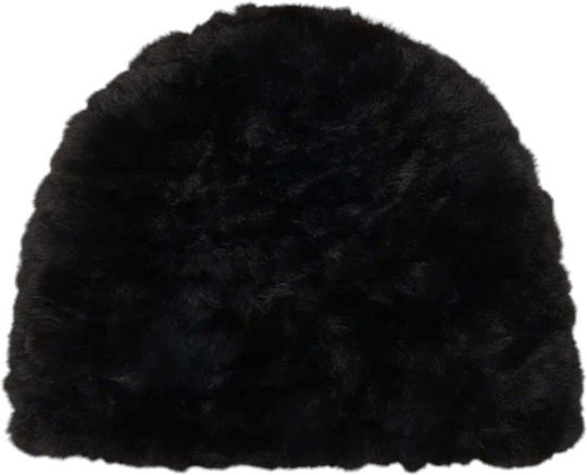 Women's Knitted Beanie in Black