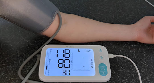 Automatisches Oberarm-Blutdruckmessgerät BP3, Digital, mit Sprachfunktion, Arrhythmie-Erkennung & Bluetooth