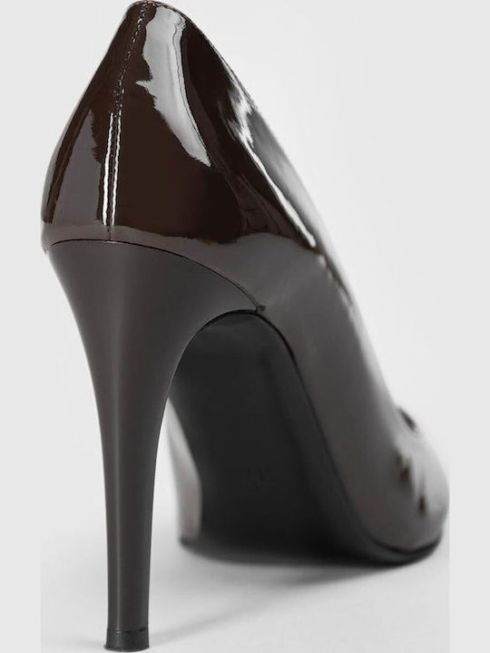 Pointed Patent Leather Heels in Brown