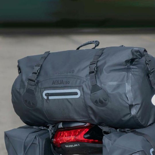 T-50 Coadă sac Geantă moale pentru motocicletă Impermeabil 50lt în culoarea Negru