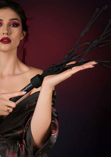 Geisha Камшик в Черен Цвят