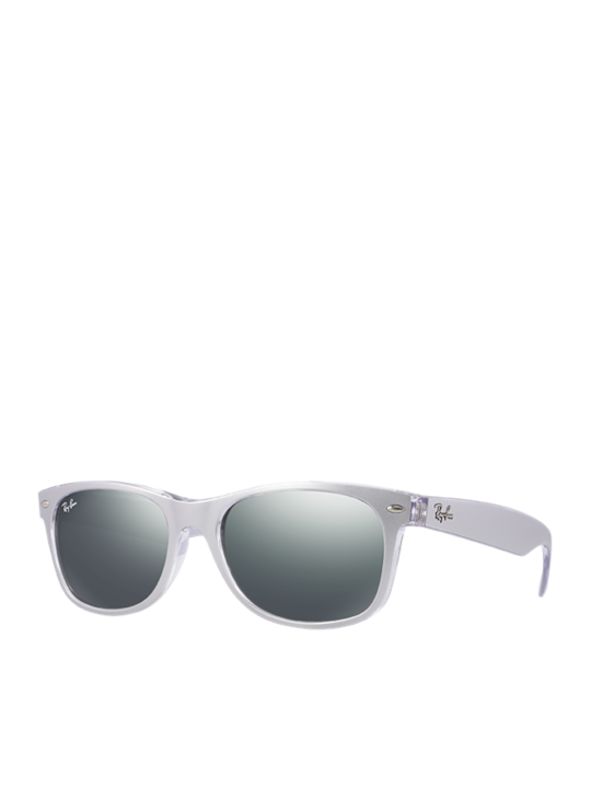 Ray Ban Wayfarer Sunglasses with Silver Plastic...