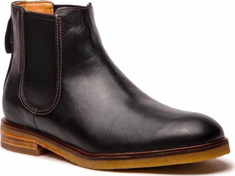 clarks gobi taupe
