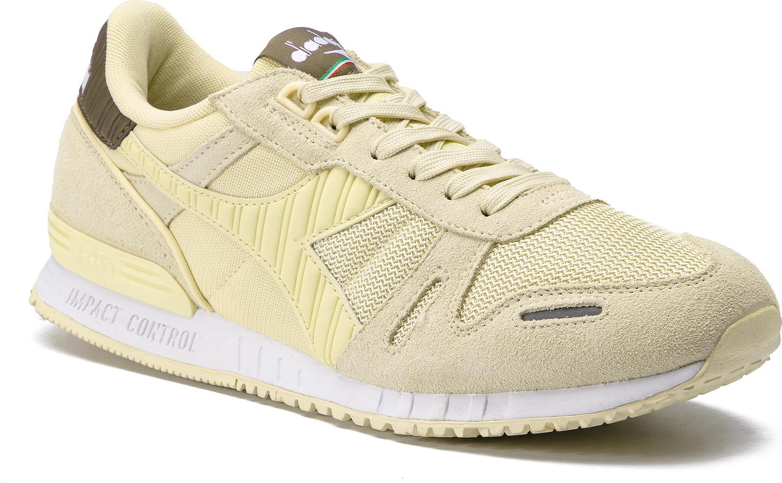 titan diadora