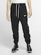 Sportswear Swoosh Παντελόνι Φόρμας με Λάστιχο Μαύρο