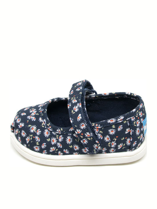 Toms