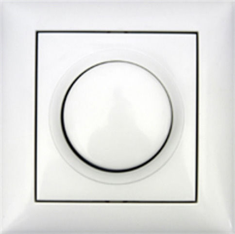 Makel Magic Χωνευτός Διακόπτης Dimmer με Πλαίσιο LED Περιστροφικός 200W σε Λευκό Χρώμα