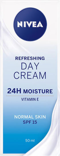 Nivea Daily Essentials Moisture Boost + Refresh Light 24ωρη Ενυδατική Κρέμα Προσώπου Ημέρας με SPF15 50ml