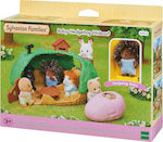 Epoch Toys Miniature Toy Baby Hedgehog Hideout Sylvanian Families for 3+ Years (Various Designs/Assortments of Designs) 1pc