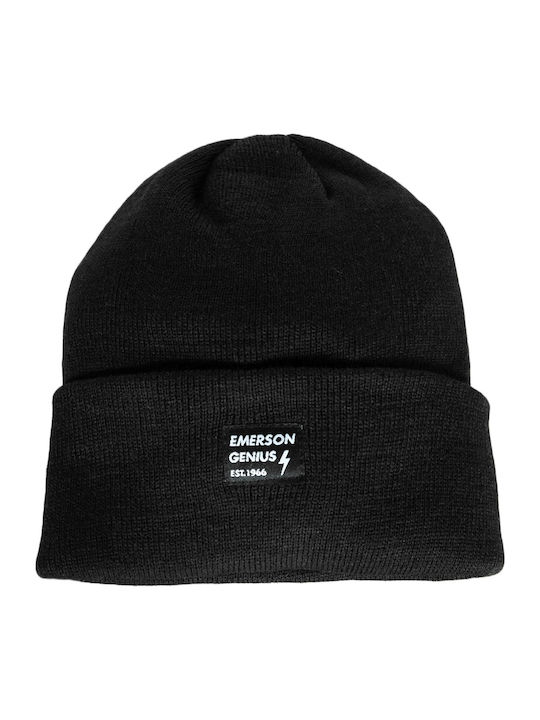 Beanie Beanie Knitted in Black color
