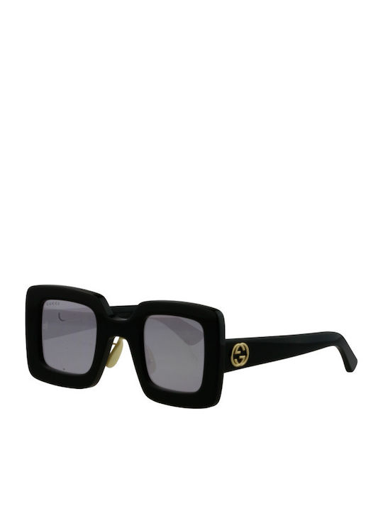 Gucci Women's Sunglasses with Black Plastic Fra...