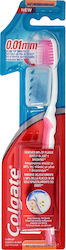 Colgate Slim Soft Ultra Compact 0.01mm Οδοντόβο...