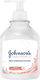 Johnson & Johnson Clean & Protect 3 Κρεμοσάπουνο με Αντλία Αμύγδαλο 500ml