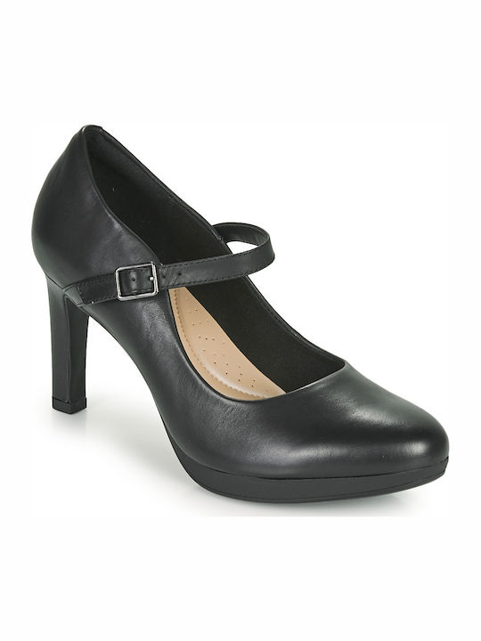 Clarks Ambyr Shine Δερμάτινες Μυτερές Γόβες με Λουράκι & Χοντρό Ψηλό Τακούνι Μαύρες Clarks Ambyr Shine Δερμάτινες Μυτερές Γόβες με Λουράκι & Χοντρό Ψηλό Τακούνι Μαύρες