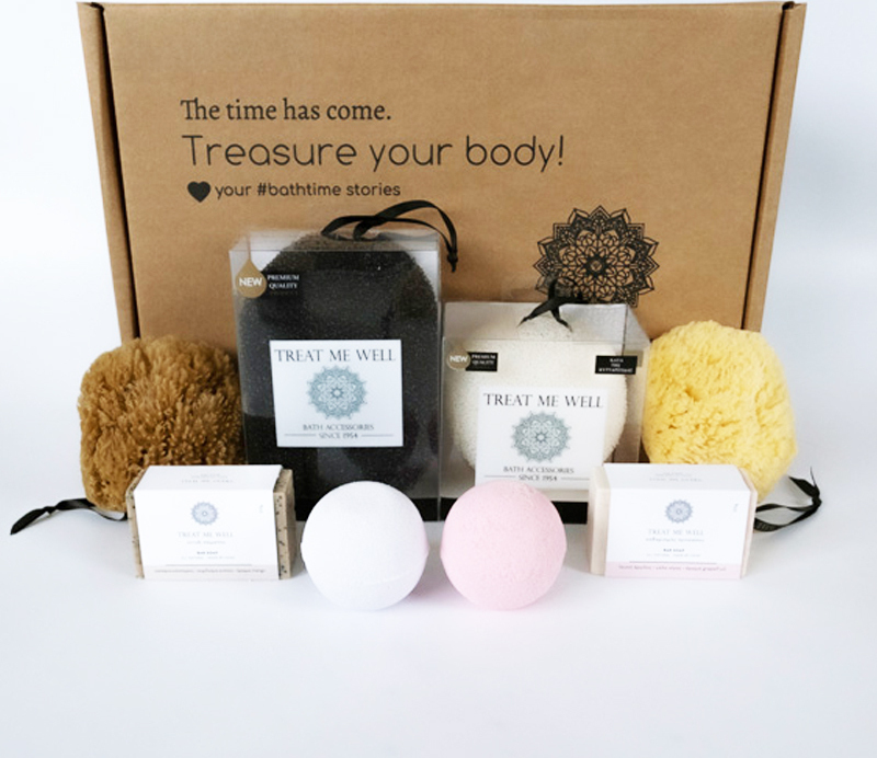 Treat Me Well Couple Box Bath Sponges 4τμχ, Soap Bars 2x105gr & Bath