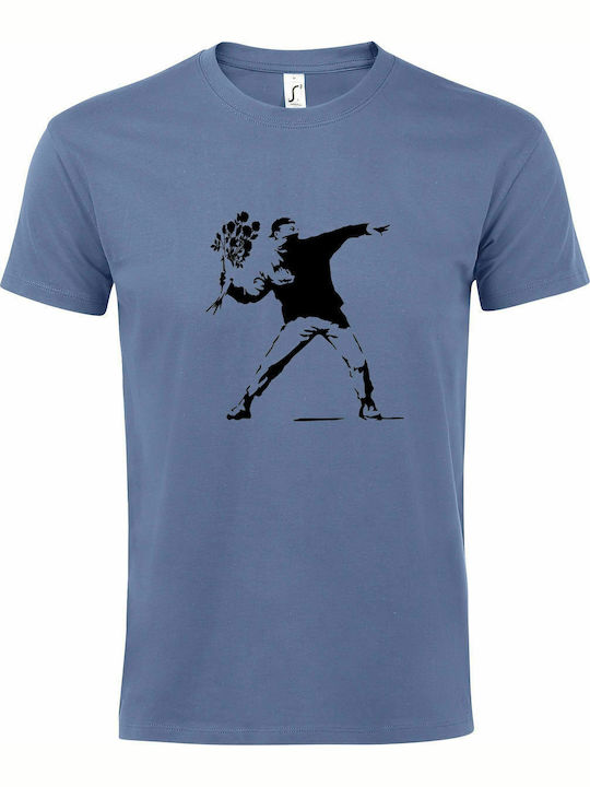 T-shirt Unisex " Banksy Graffiti Protest Anarchist Throwing Flowers ", Blue