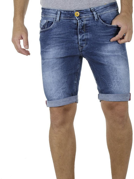 Damaged Jeans