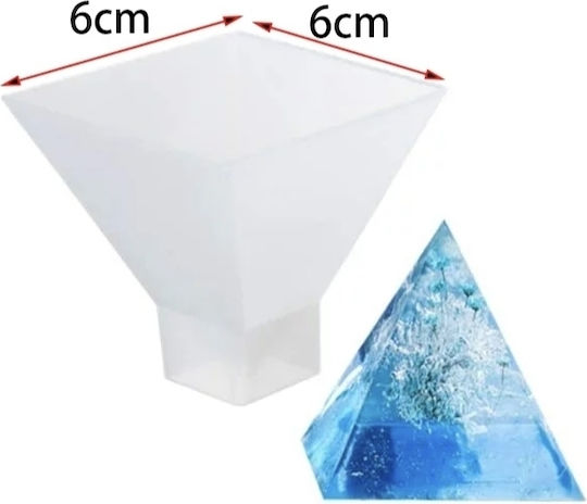 Formen aus Silikon Pyramide für Wachs für Lehm für Seife 5x5cm