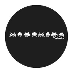 Magma Slipmat από Τσόχα Technics Space Invaders 2τμχ σε Μαύρο Χρώμα