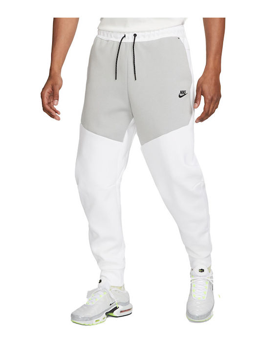 Nike Sportswear Tech Παντελόνι Φόρμας με Λάστιχο Fleece Λευκό