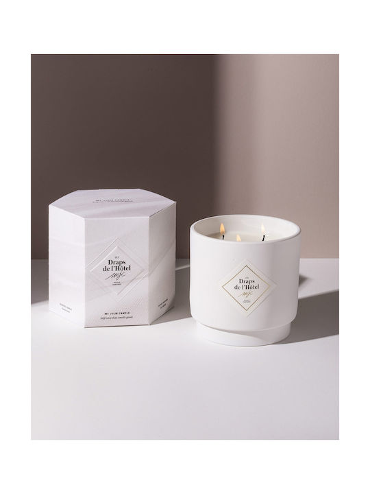 Perfumed Candle with Gift Necklace- La Draps de l' Hotel (250gr)