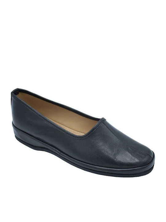 Closed Leather Women's Slippers Black