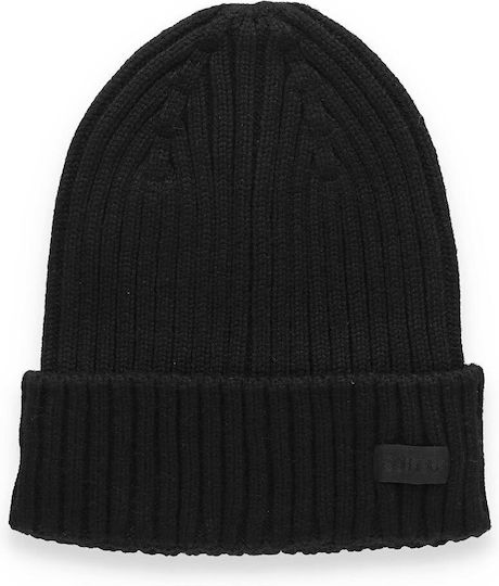 Beanie Beanie Knitted in Black color